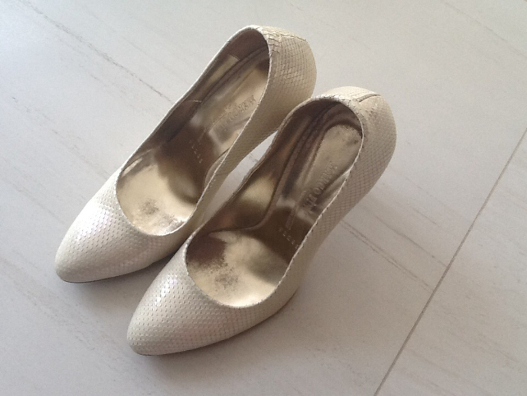 Бежевые туфли Mario Pini 36 размер