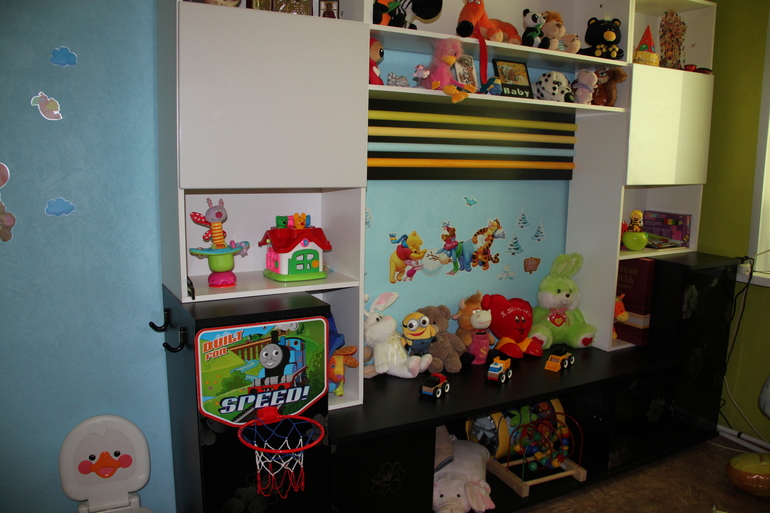 Детская комната через пол года)