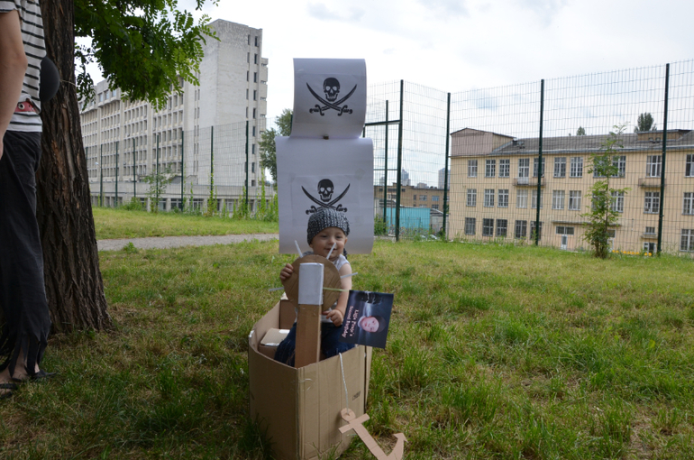 Нам уже годик !!! Часть первая .