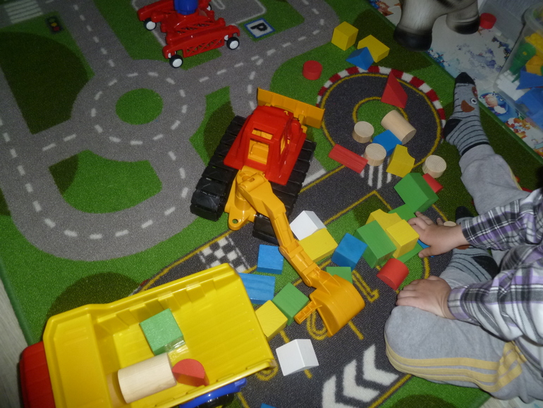 День 2. ТН Что нам стоит дом построить.