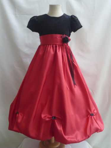 Платье для принцессы !!!  2, 4, 6, 8 лет. Разные расцветки. США. 1700 руб.