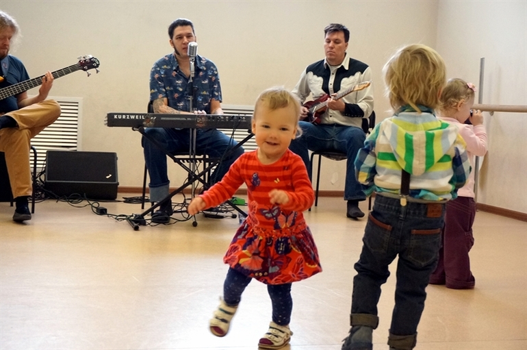 Фотоотчет рок-н-ролльного концерта!