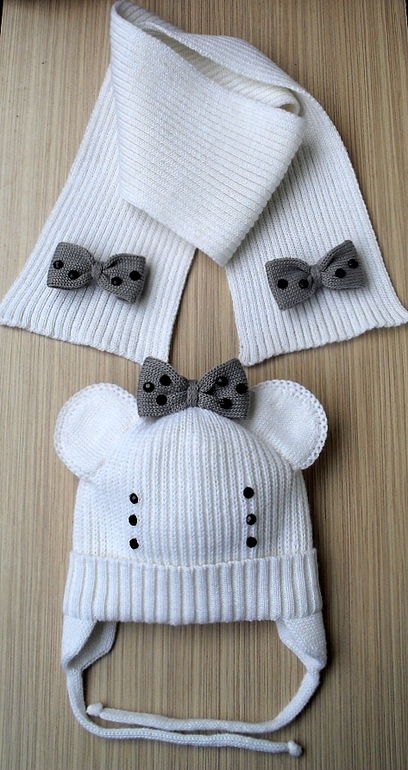 Шапочка и шарфик Микки