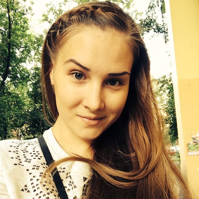 Девчонки сколько мне дадите? Критика принимается))