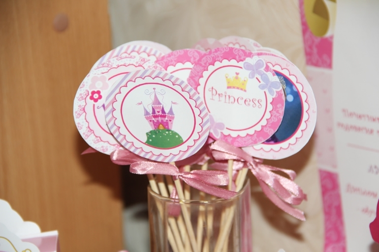 День рождения в стиле "Маленькая принцесса", бумажныая версия