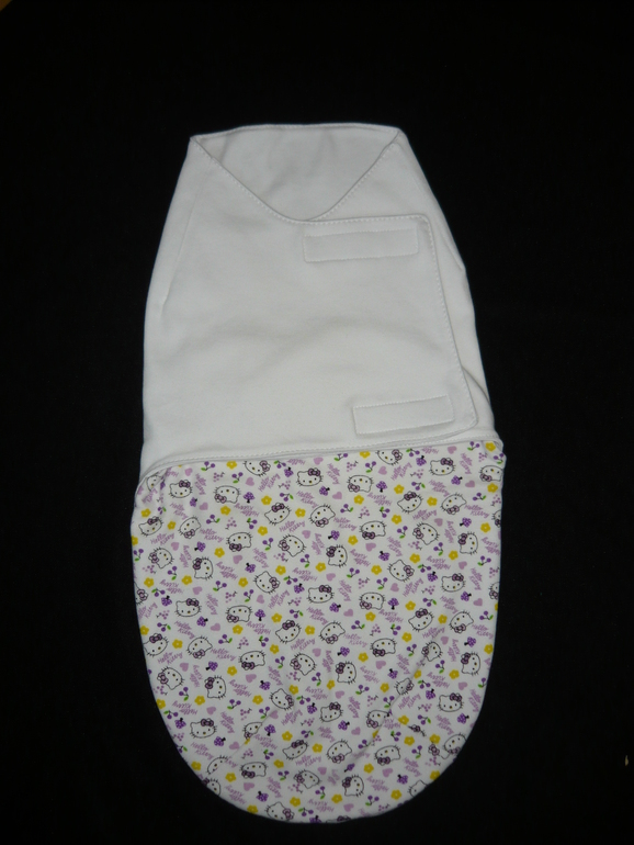 Львенок и пчела для маленькой Маши