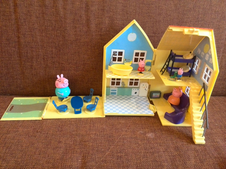 Домик свинки Пеппы Peppa house deluxe