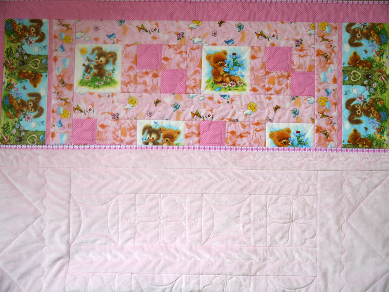 Детское лоскутное одеяло.