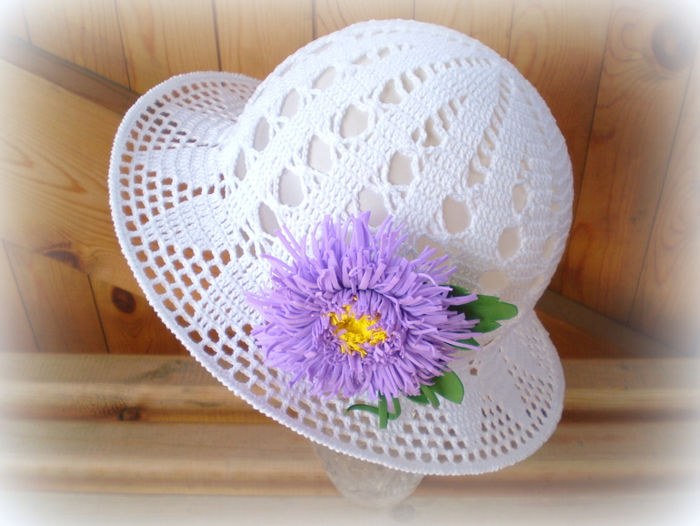 Еще шляпка...