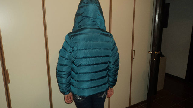 распродаю остатки курток MONCLER COLMAR 3500РУБ