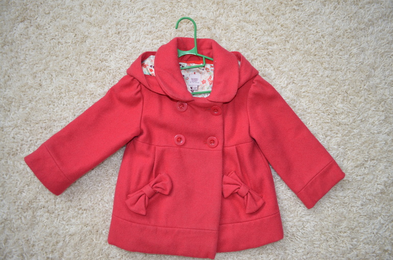 Пальто д/д размер 12-18 мес.1000 руб.ПОЧТА