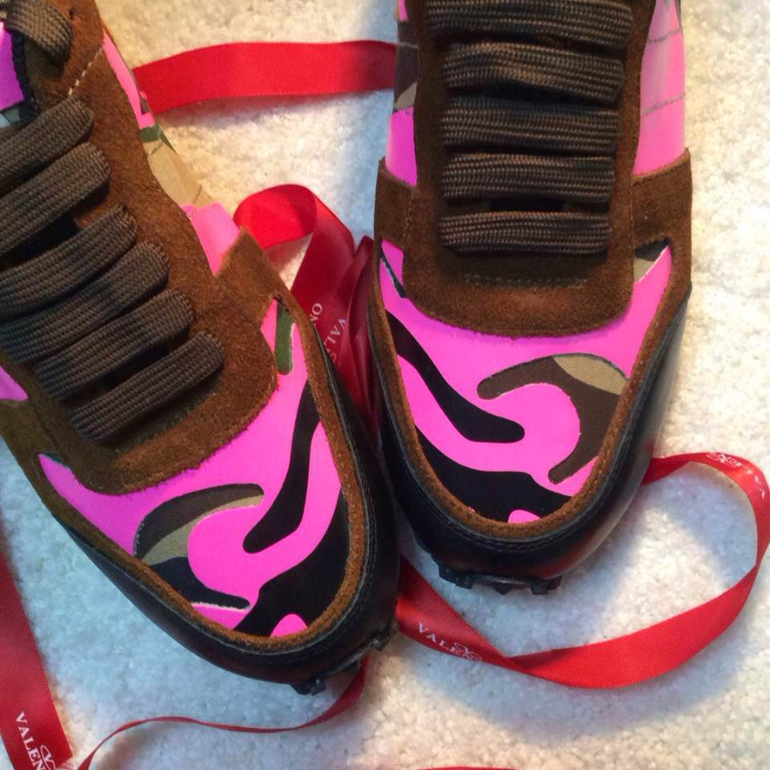 Кроссы Valentino