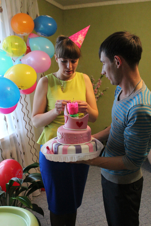 Вот и мы встретили наш годик)))))))