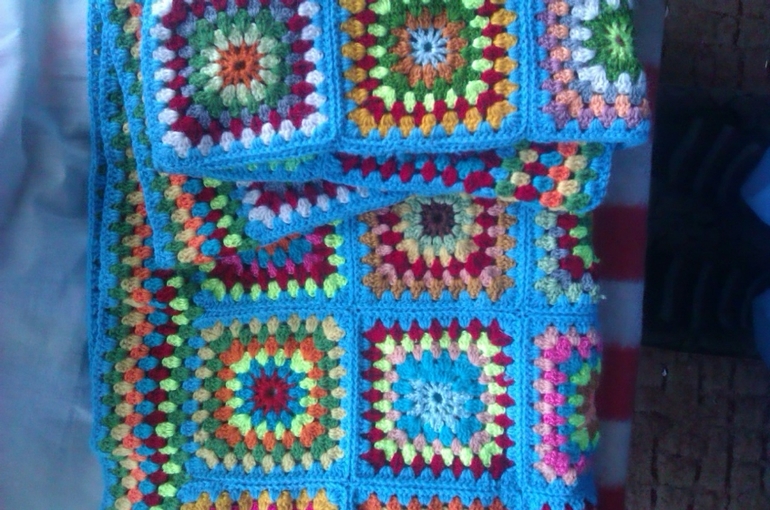 Плед большой.