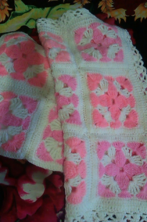 А это для племяннице маааааленьки для коляски.