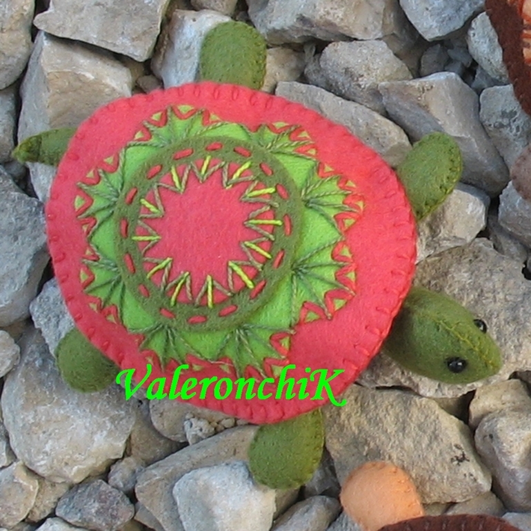 Черепашка- игрушка, игольница, мандала, талисман.