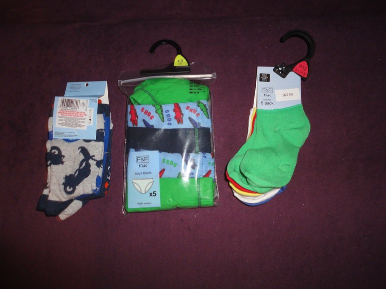 Zara, Tesco, Reserved, C&A, Cool club, HM, Tex для наших деток.