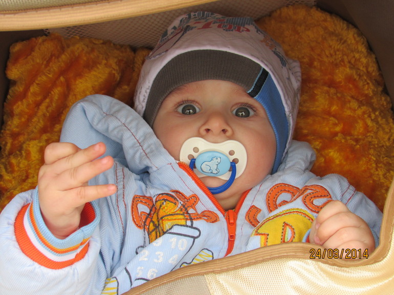 Про горшок...Мамочки,садите деток как можно раньше и чаще...