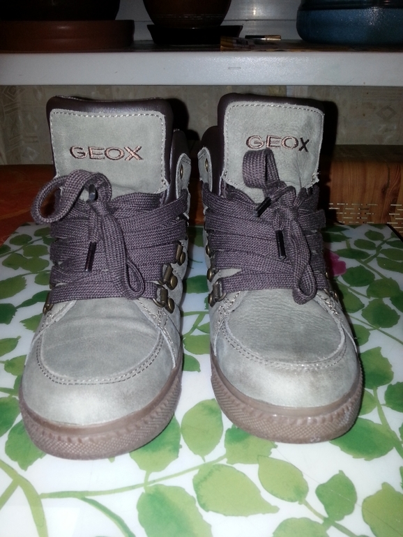 GEOX  на мальчика 31 р-р . 1500 руб!!