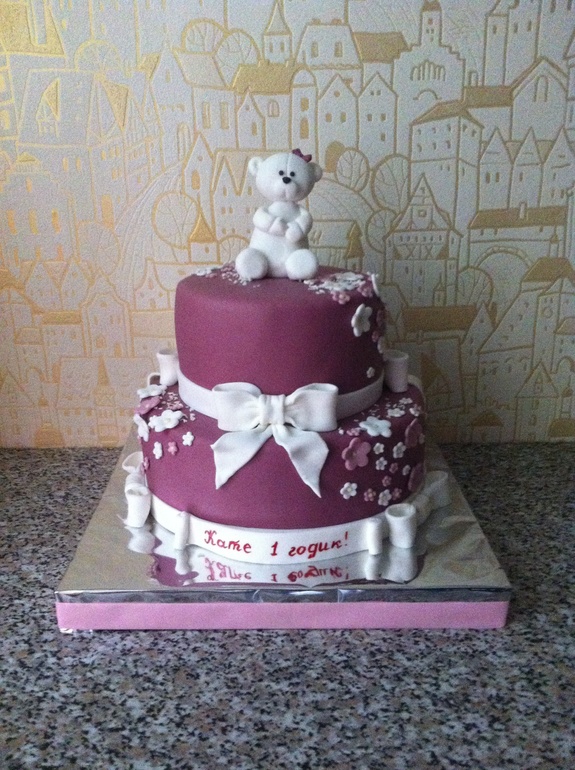 Торт для девочке,"Как приручить дракона",и в горошек