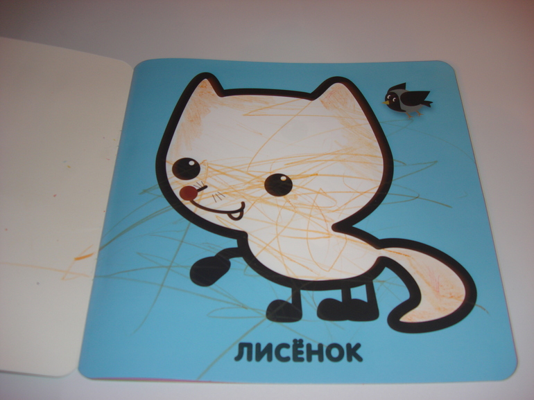 Наши творческие пятиминутки в годик. Рисование.