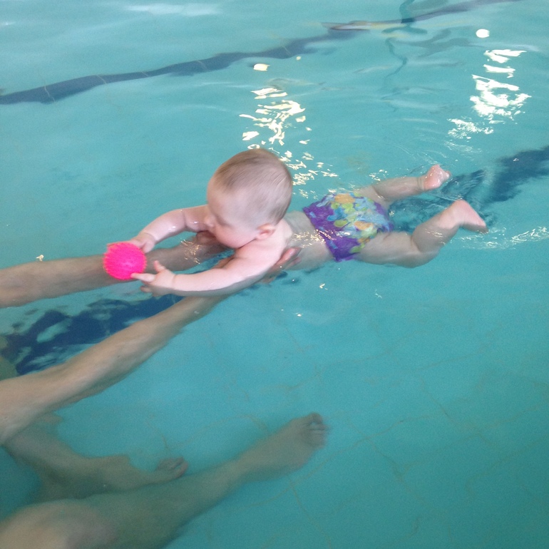 Про бассейн