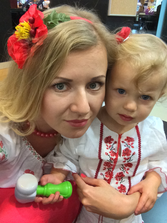 1 год 10 месяцев