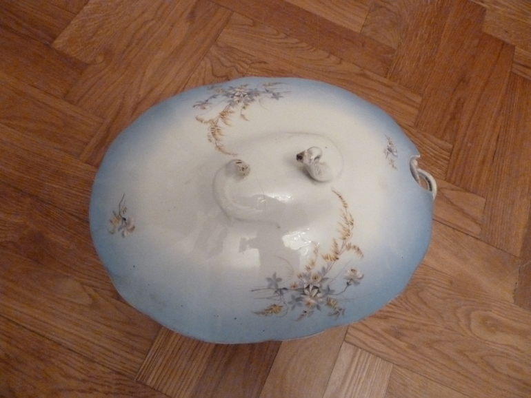 Супница Кузнецов, б\у,  1500р