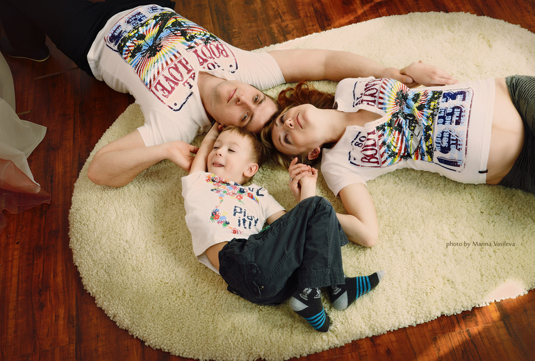 Жду любой критики не оставайтесь безучастными, подарите одну минутку)))