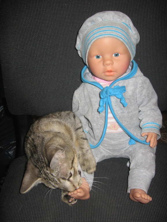 Костюмчик для куклы.