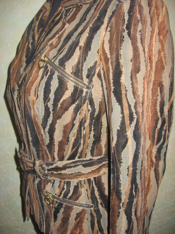 Курточка на весну.