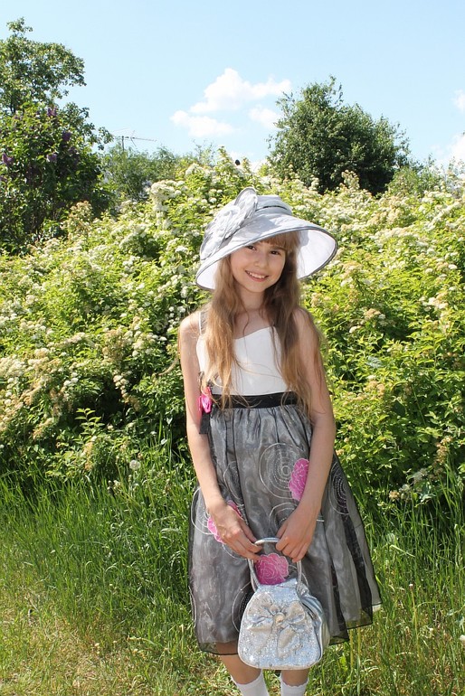 Доченька- цветочек))