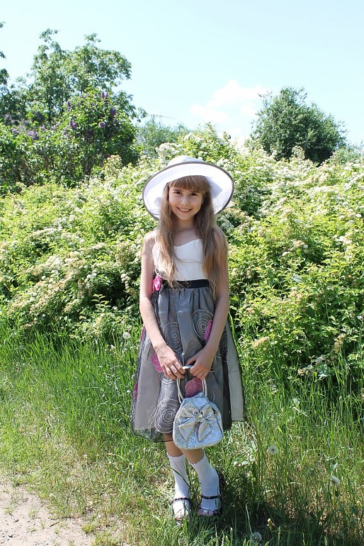 Доченька- цветочек))