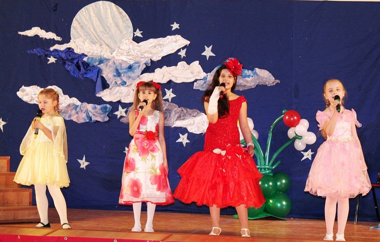 Выступление концерт &quot; Читающее детсво&quot;