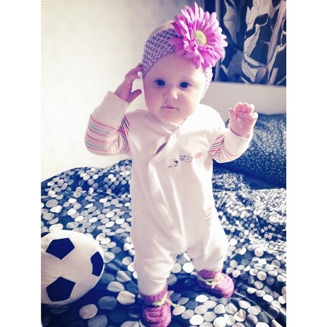 8 мес и 9 дней