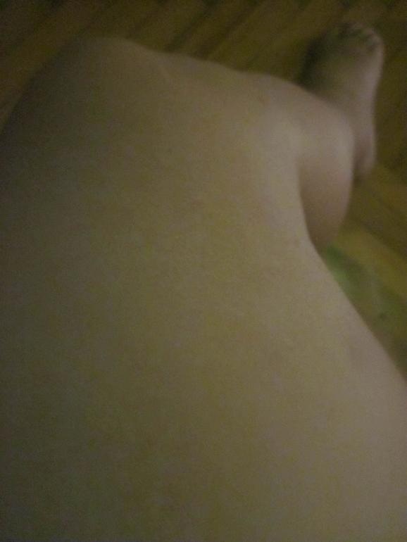 Зона бикини у блондинок