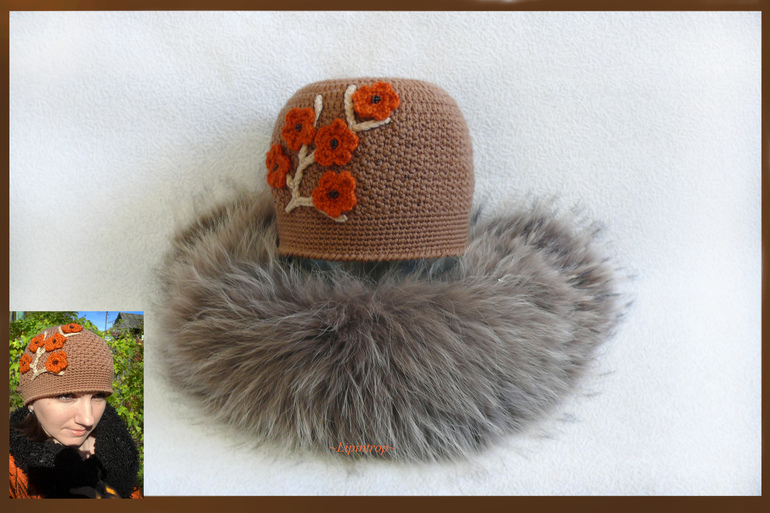 Шапочка женская