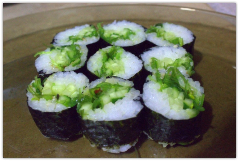 Наши вторые роллы.