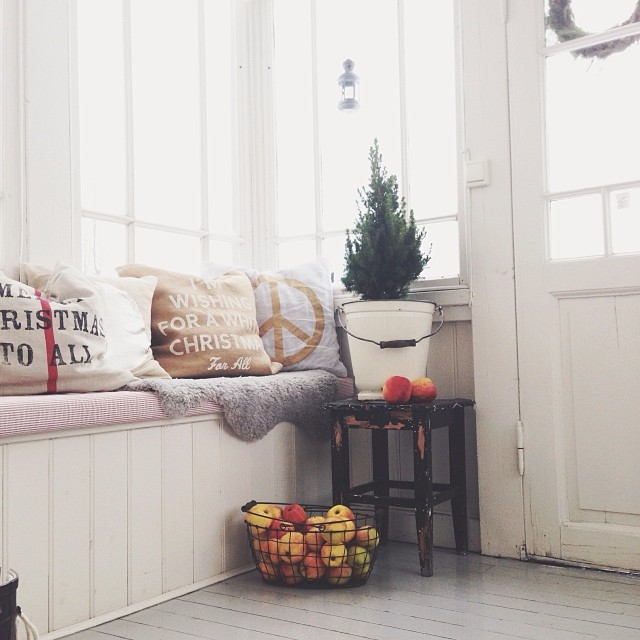 Несколько кусочков еще одного прекрасного норвежского дома ranli*69