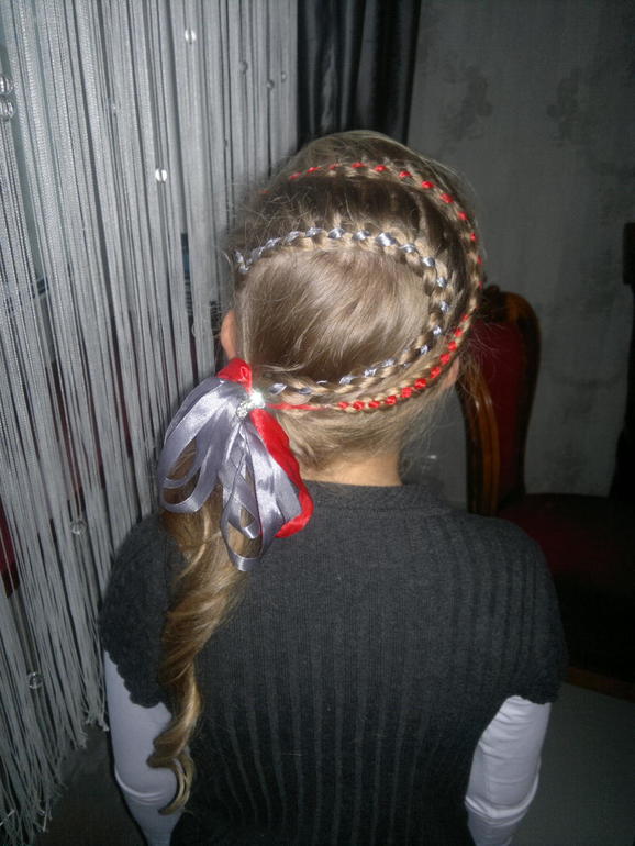 А я тут косичками балуюсь