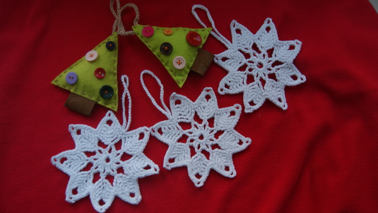 Новогодние украшения )