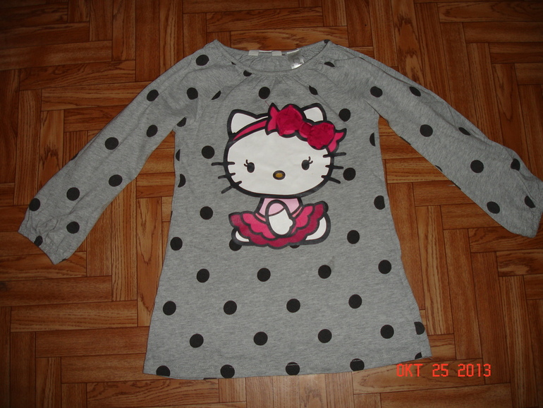 Одежда для девочки на 2-3-4 года, б/у , в хорошем состоянии ( ДОБАВИЛА))