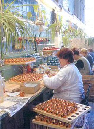 Высоковск. Фабрика елочных игрушек "Елочка" с мастер-классом