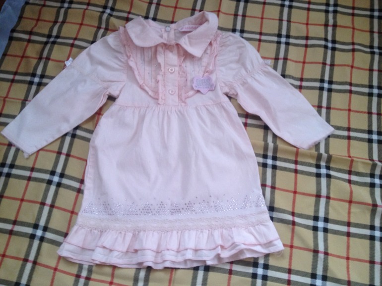 потихоньку выкладываю платья моей красавицы