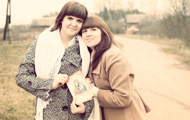 Кирочка и ангел-хранитель. Наши крестины.