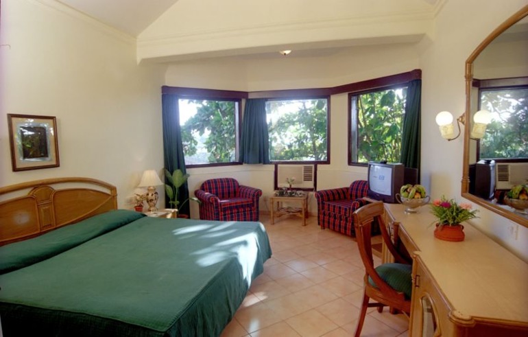 ИНДИЯ. ГОА. Whispering Palms 4 *