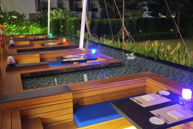 ТАЙЛАНД. о. Пхукет. Holiday Inn Resort Phuket Mai Khao Beach 4*