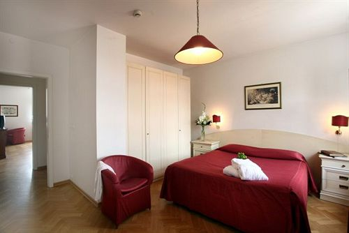 ЧЕХИЯ. Прага. Suite Home Prague 4*