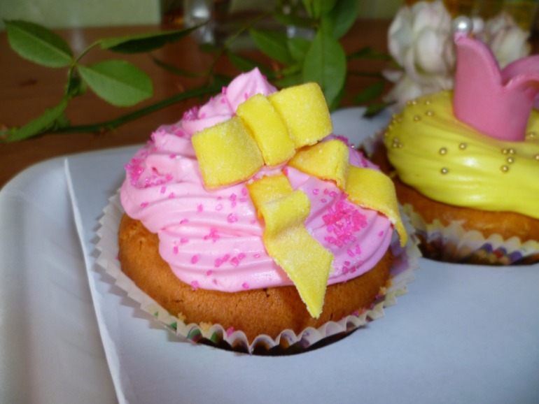 Капкейки для фото сессии принцессок!!!