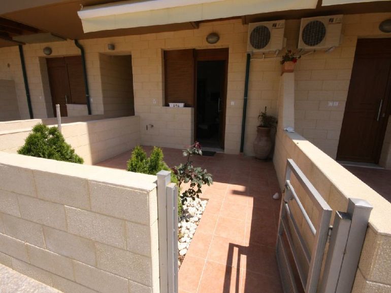 Неа Флогита, Халкидики на 4 отдыхающих